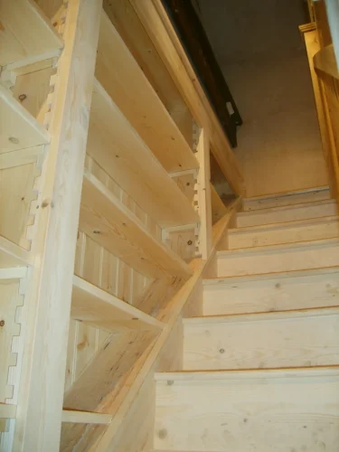 bookcases-stairs-006